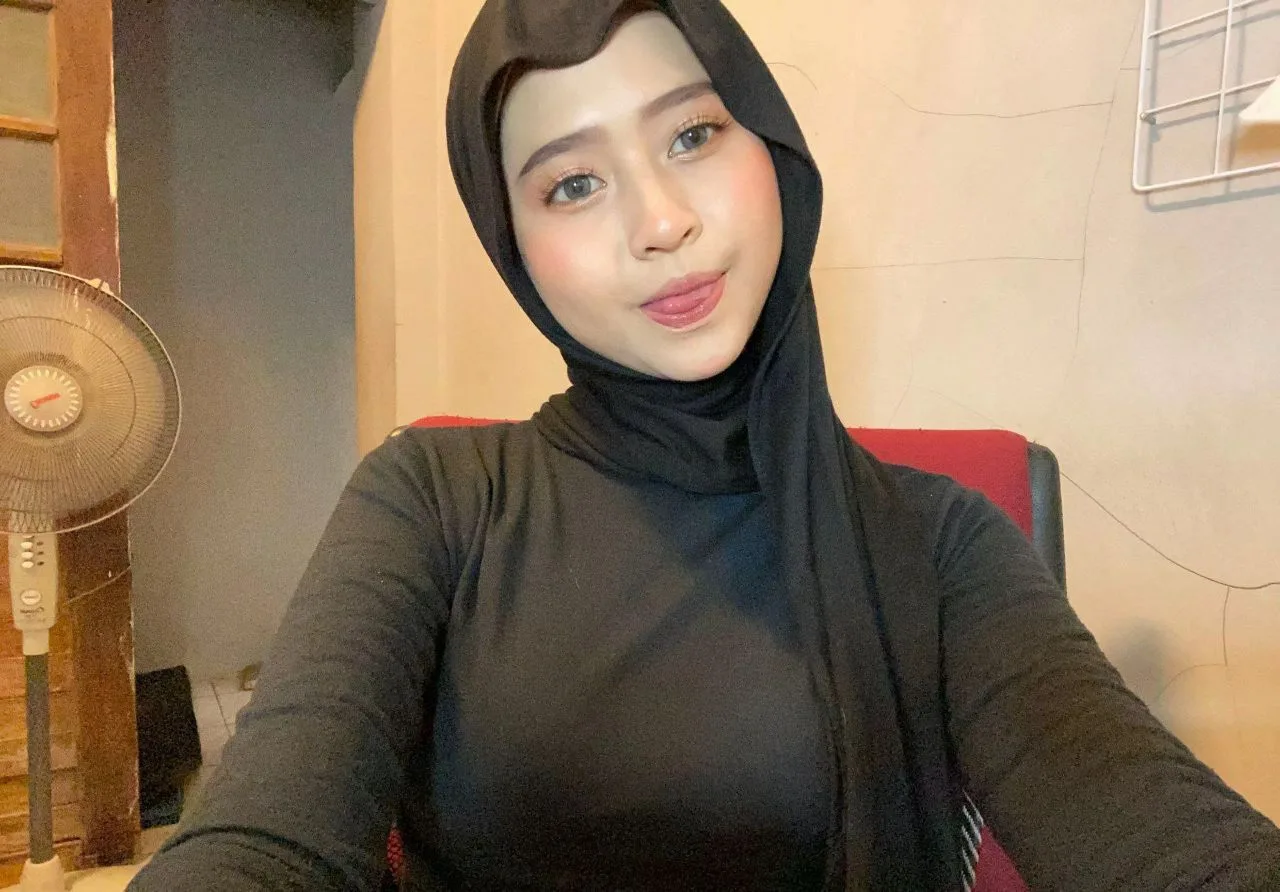 Amalia Mutia